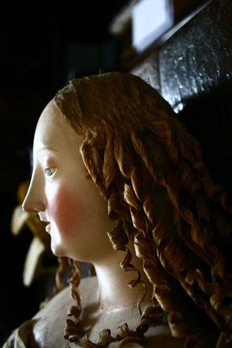 capelli statua madonna