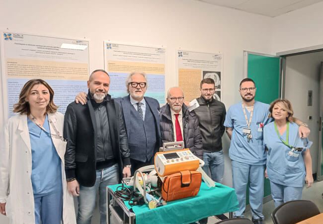 Ancos Aps Teramo e Confartigianato donano un ventilatore portatile alla Rianimazione del Mazzini