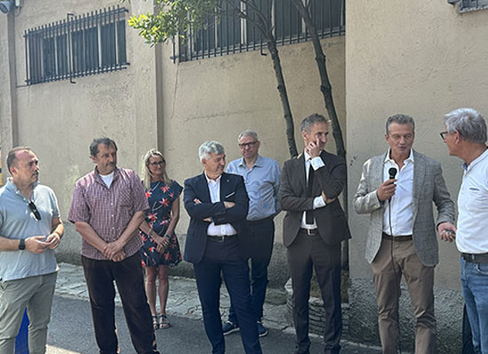 cerimonia di consegna a rebbio del fiat fiorino