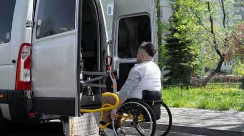 trasporto disabili a pisa con il progetto ancos Pulmino Amico