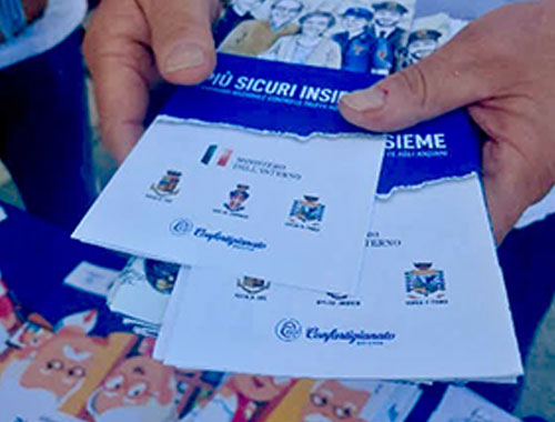 materiale informativo più sicuri insieme