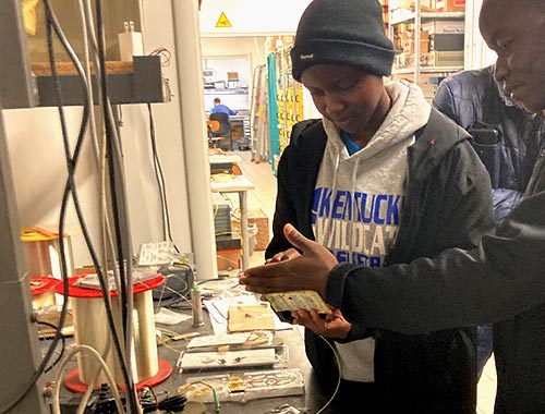 sensori display laboratorio elettronica