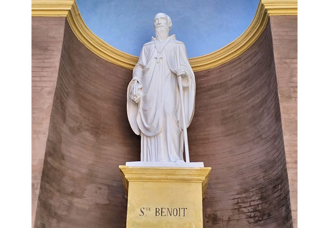 fine restauro statua san benedetto da norcia